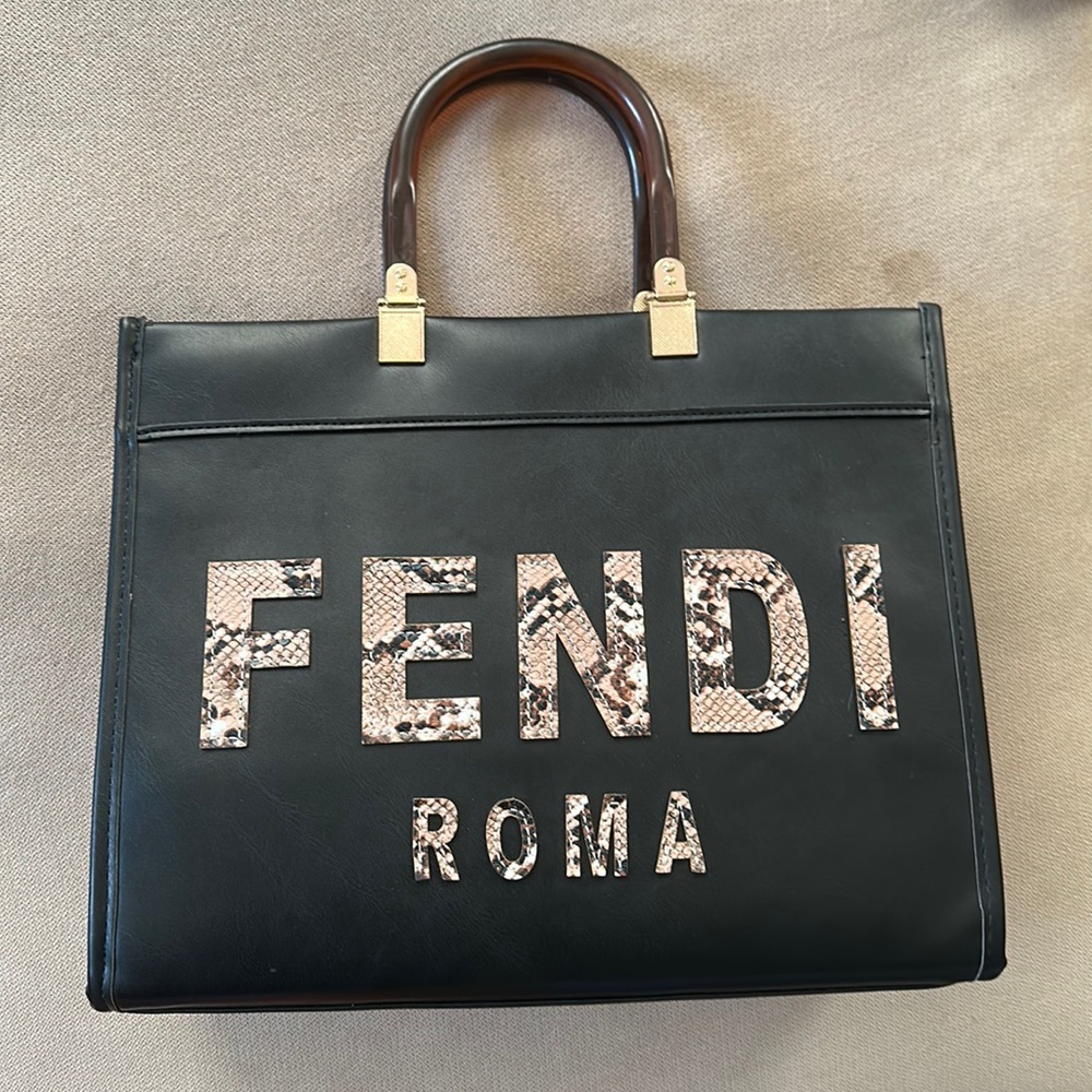 FENDI Sunshine Medium Tote Purse